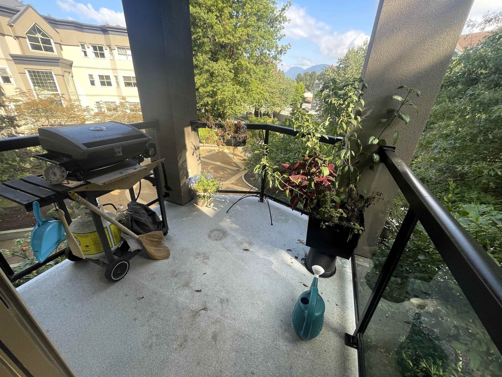 Listing Image 17