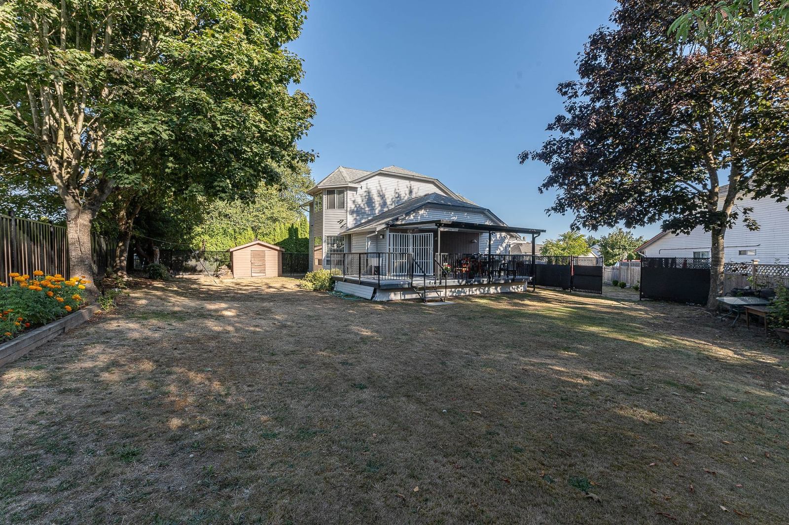 Listing Image 9