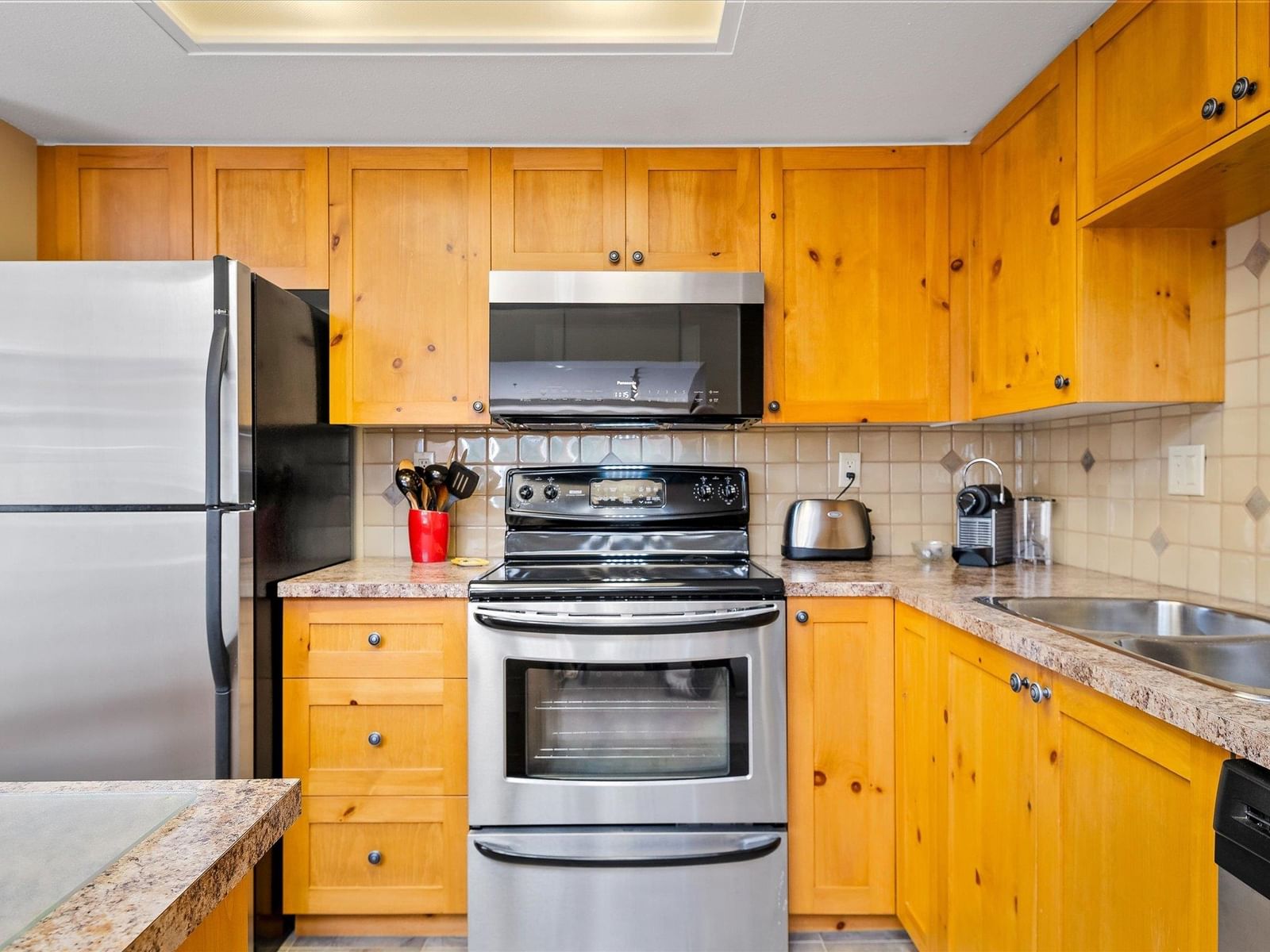 Listing Image 14