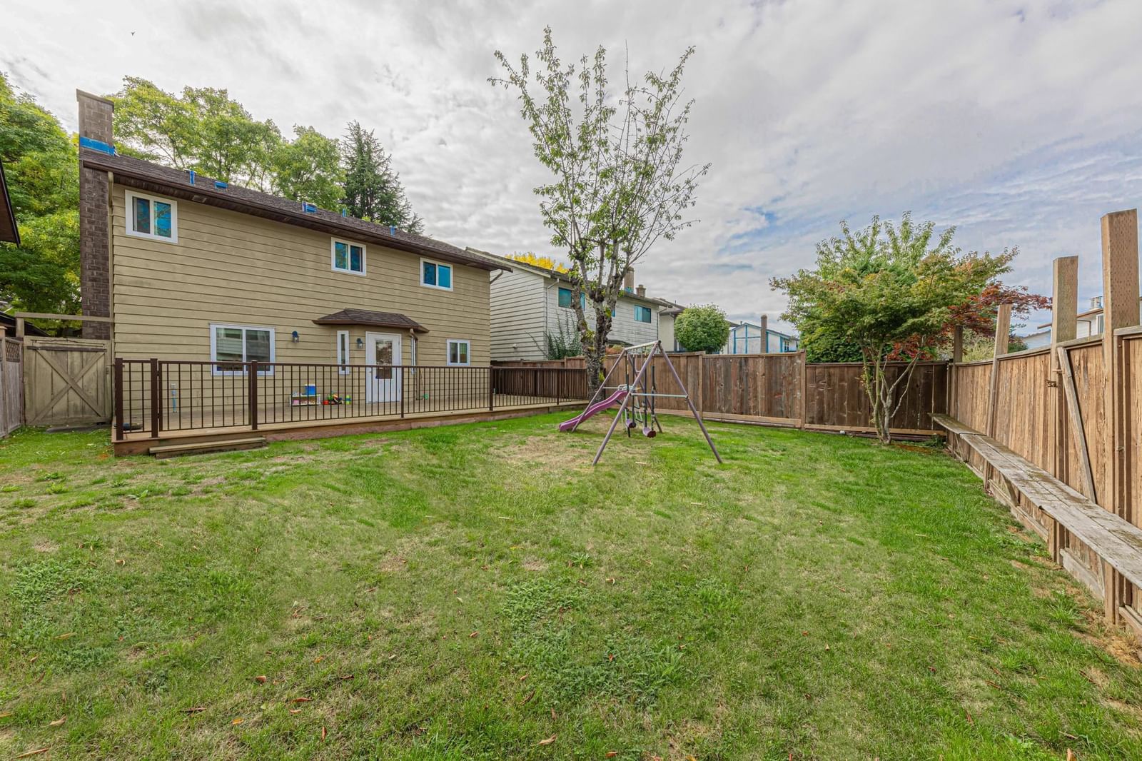 Listing Image 25