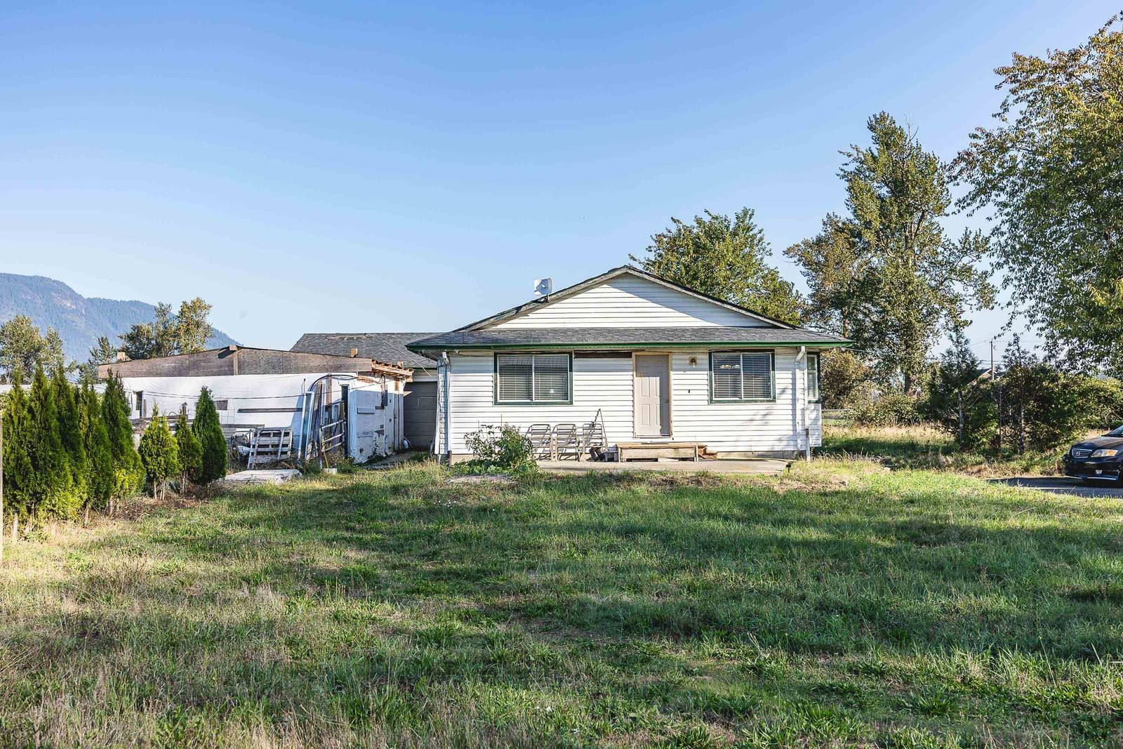 Listing Image 19