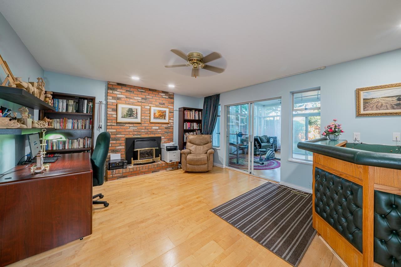 Listing Image 17