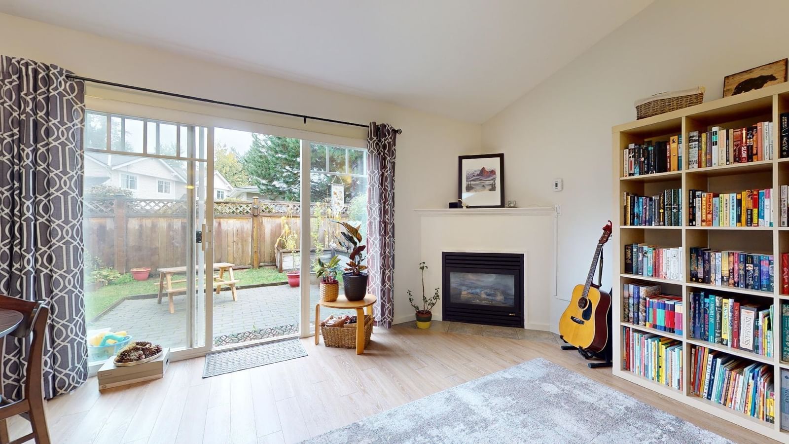 Listing Image 9