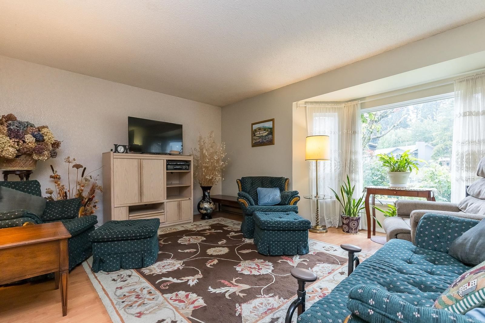 Listing Image 8