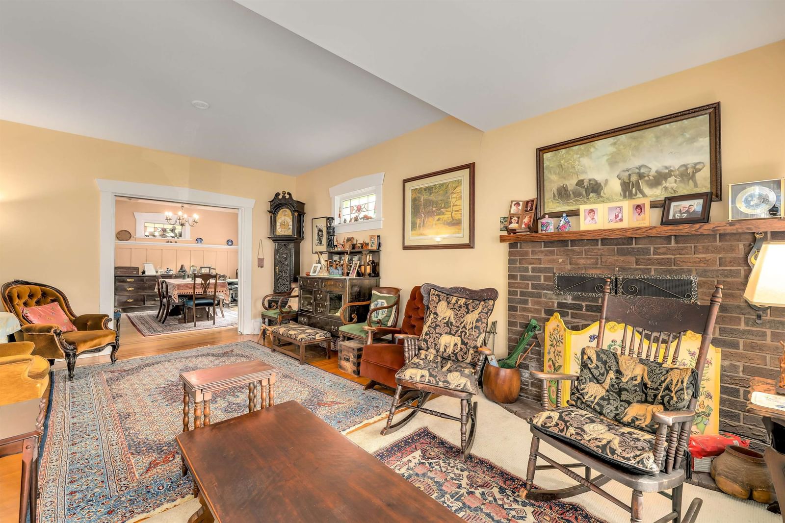 Listing Image 5