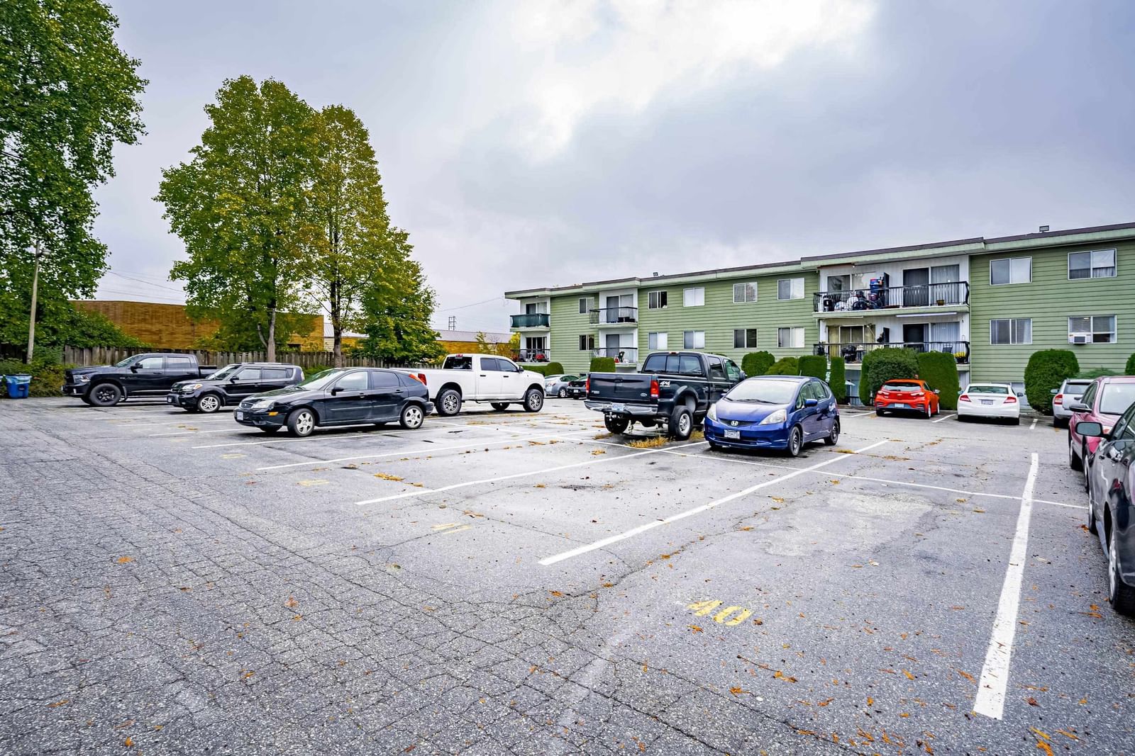 Listing Image 18
