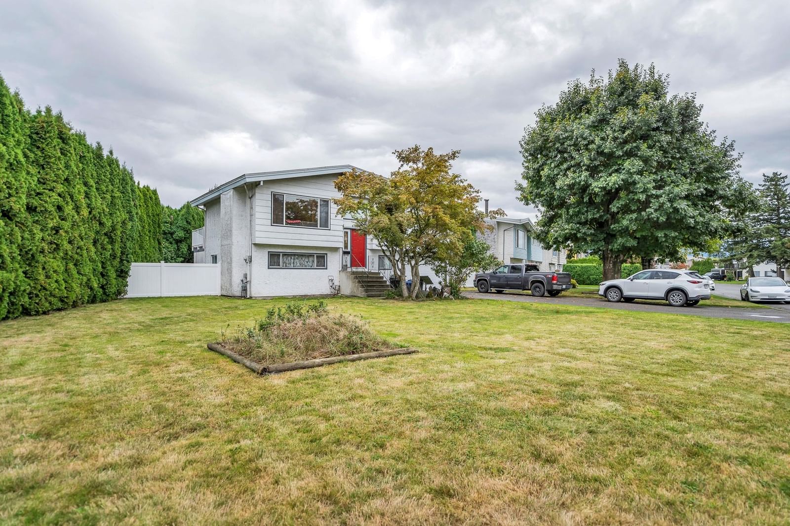 Listing Image 1