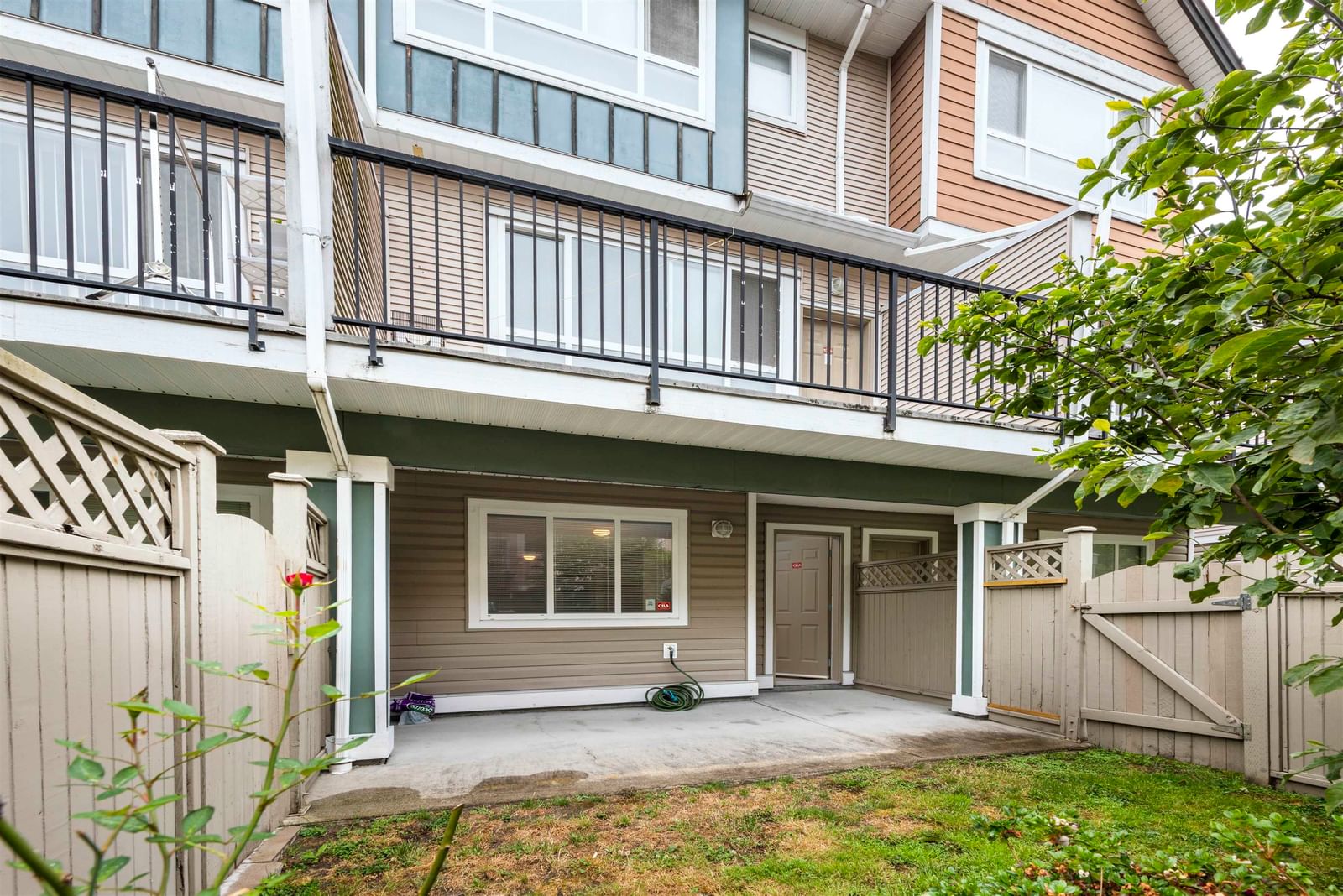Listing Image 16