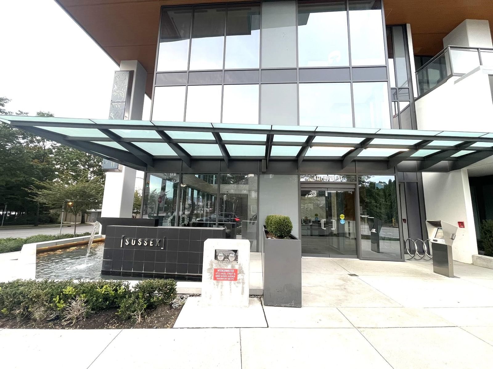 Listing Image 23