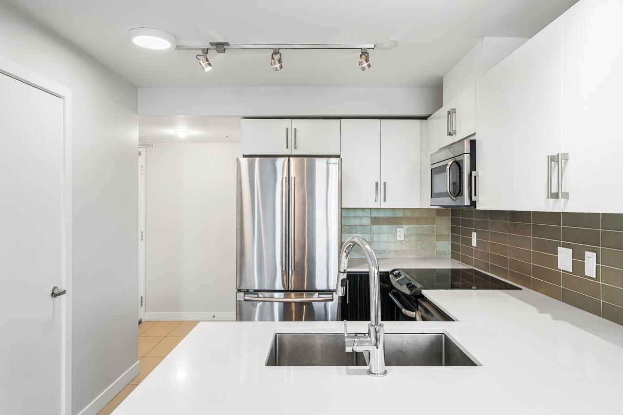 Listing Image 21