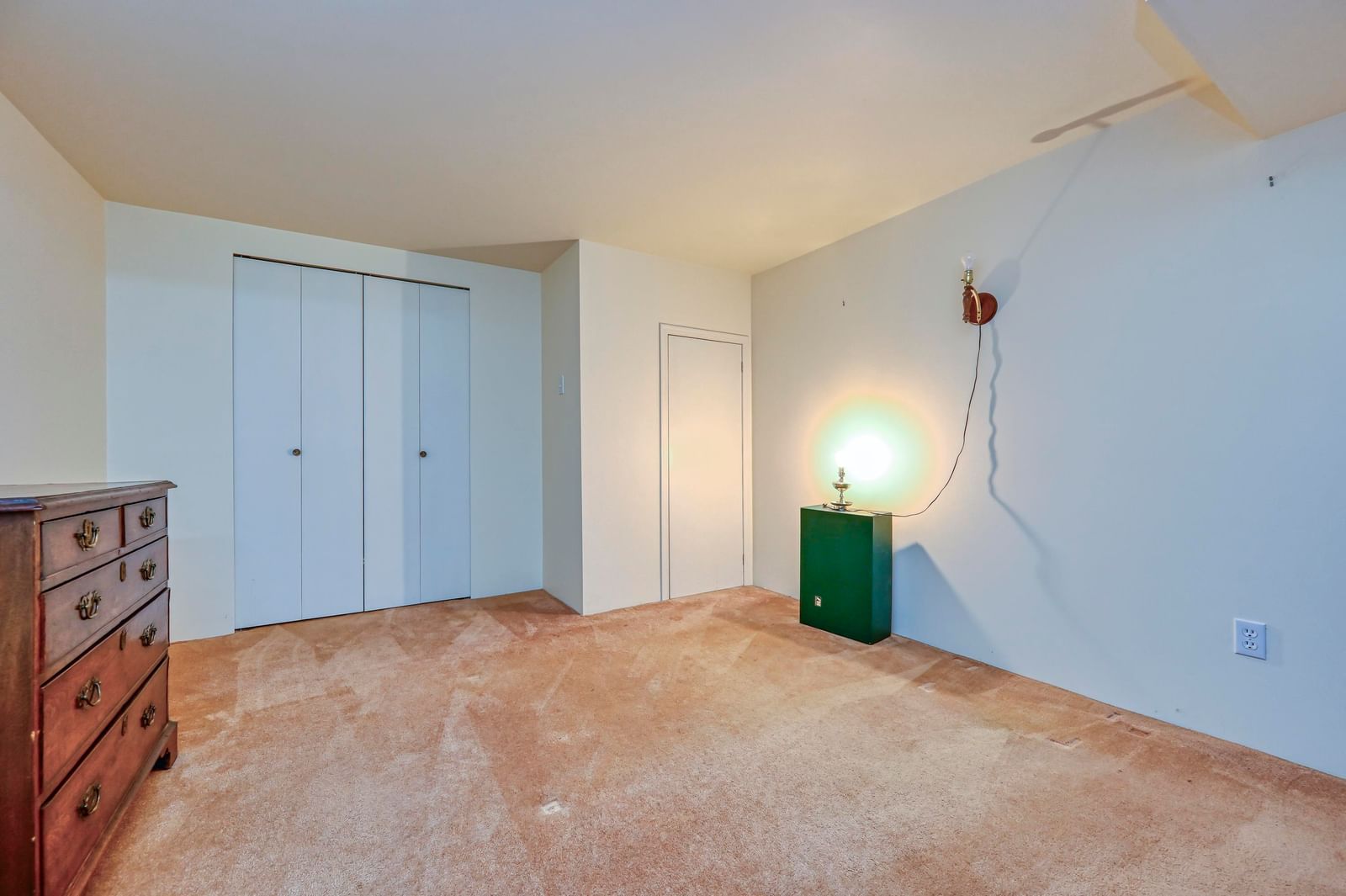 Listing Image 27