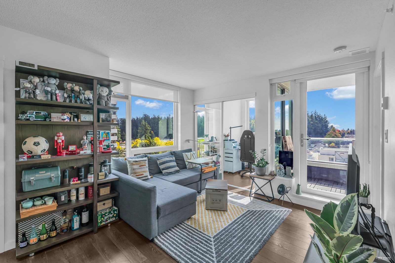 Listing Image 15