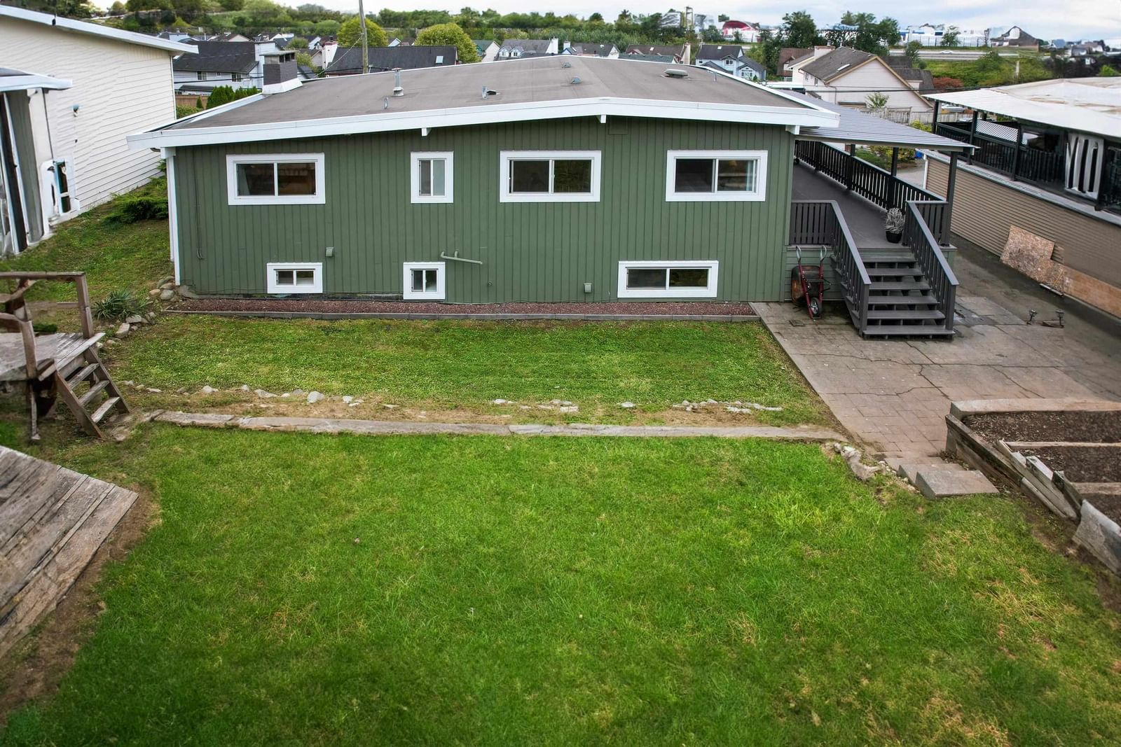 Listing Image 26