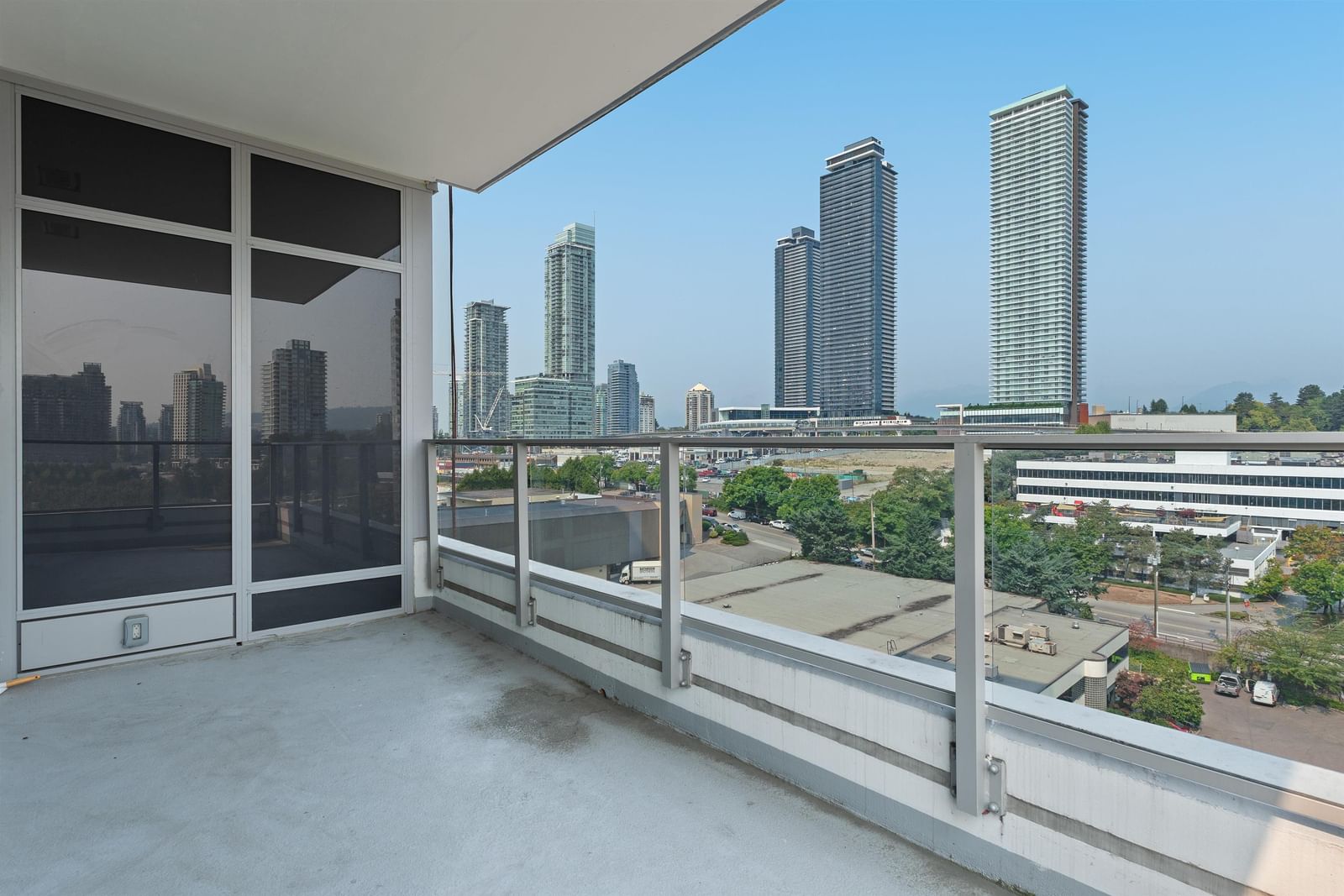 Listing Image 10
