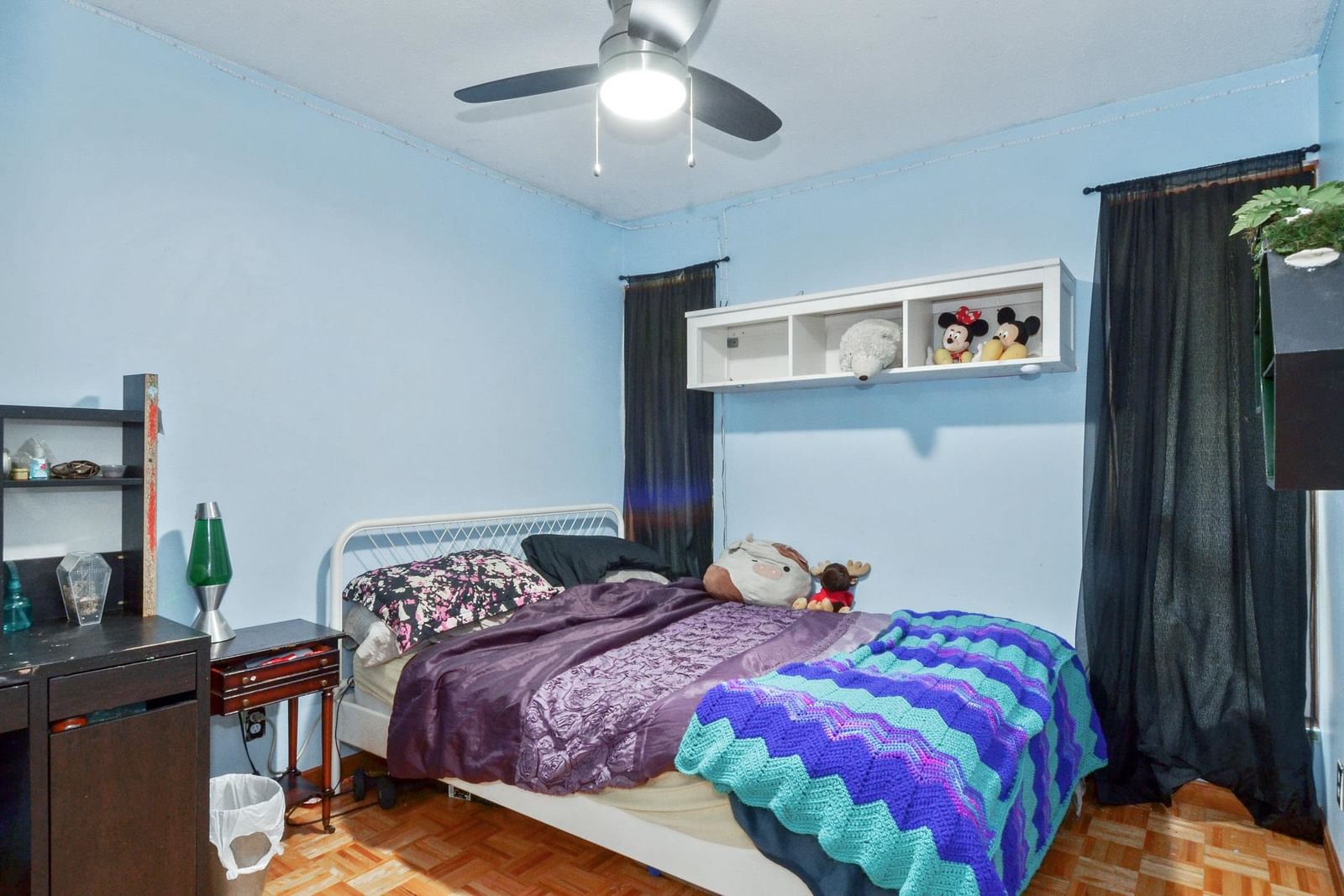 Listing Image 16