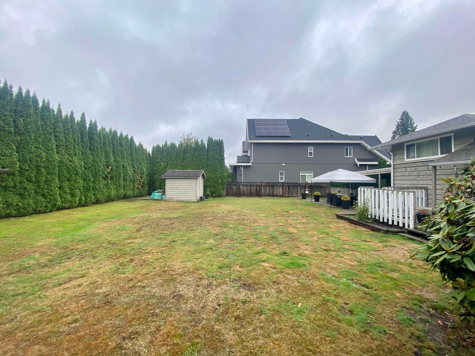 Listing Image 11
