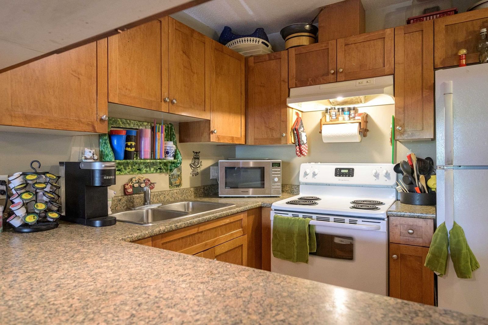 Listing Image 11
