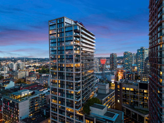 2209 - 108 Cordova Street