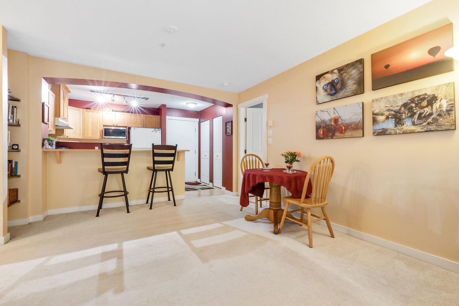 Listing Image 5