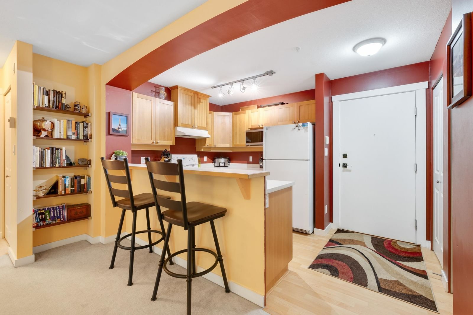 Listing Image 8