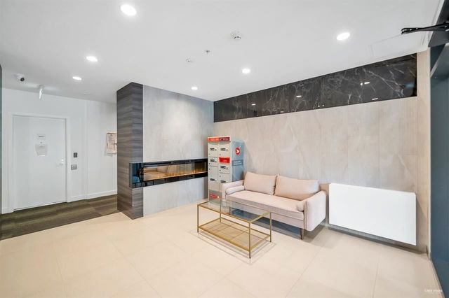 405 - 6733 Cambie Street