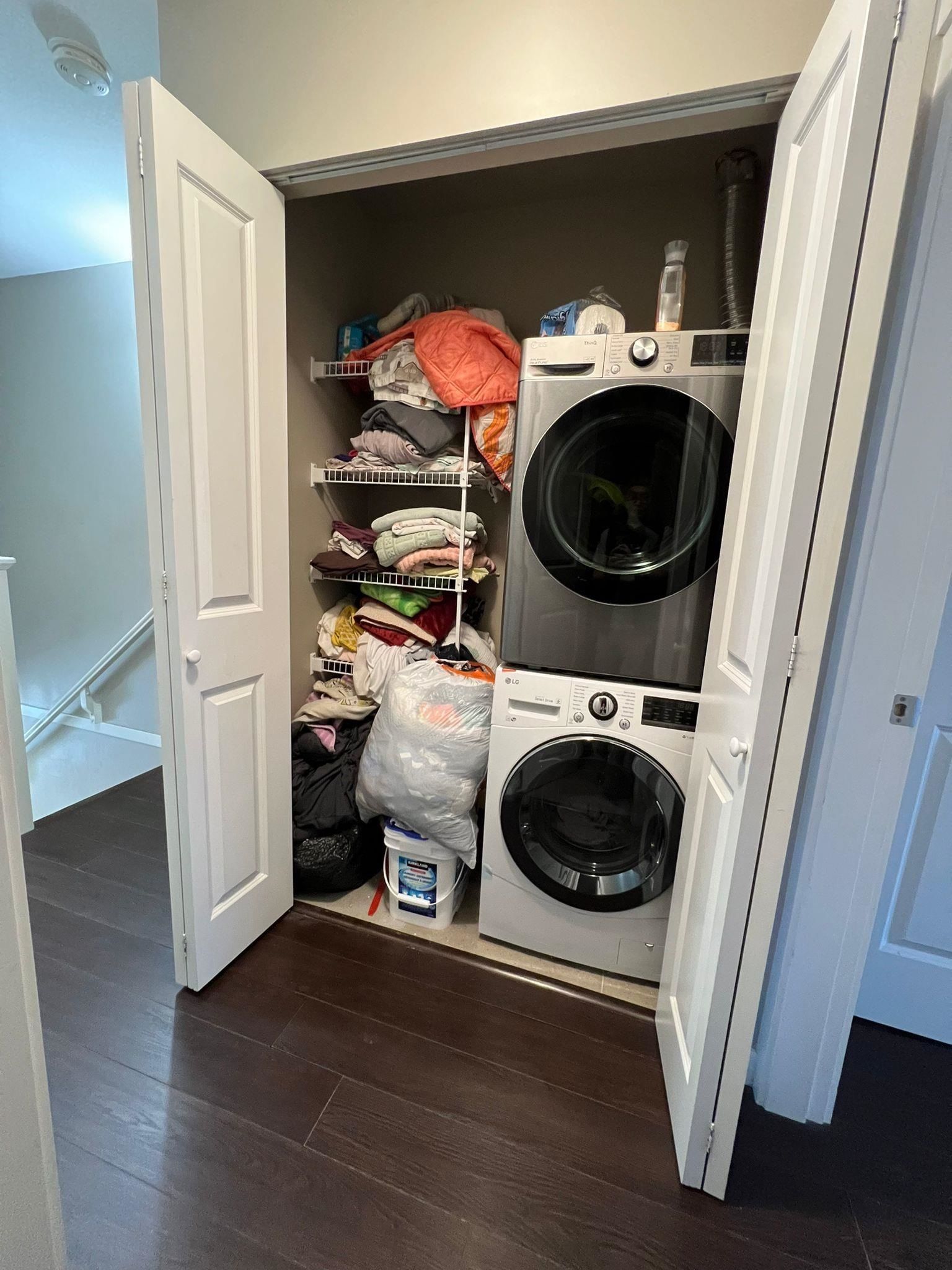 Listing Image 10
