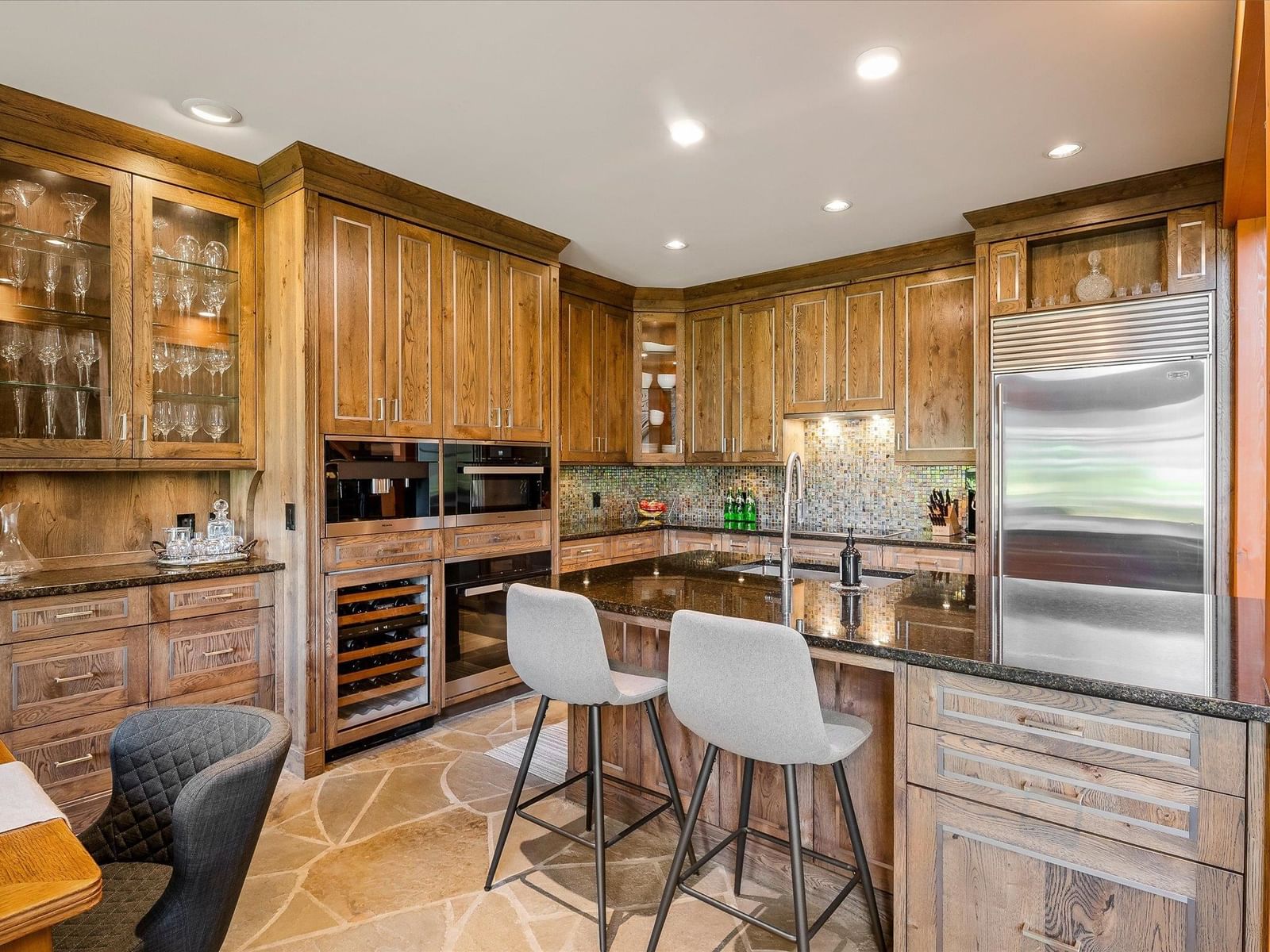 Listing Image 13