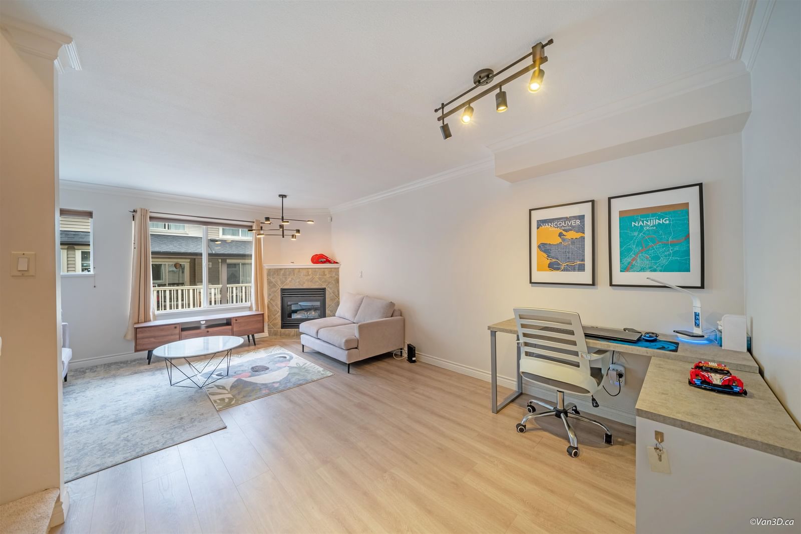 Listing Image 13