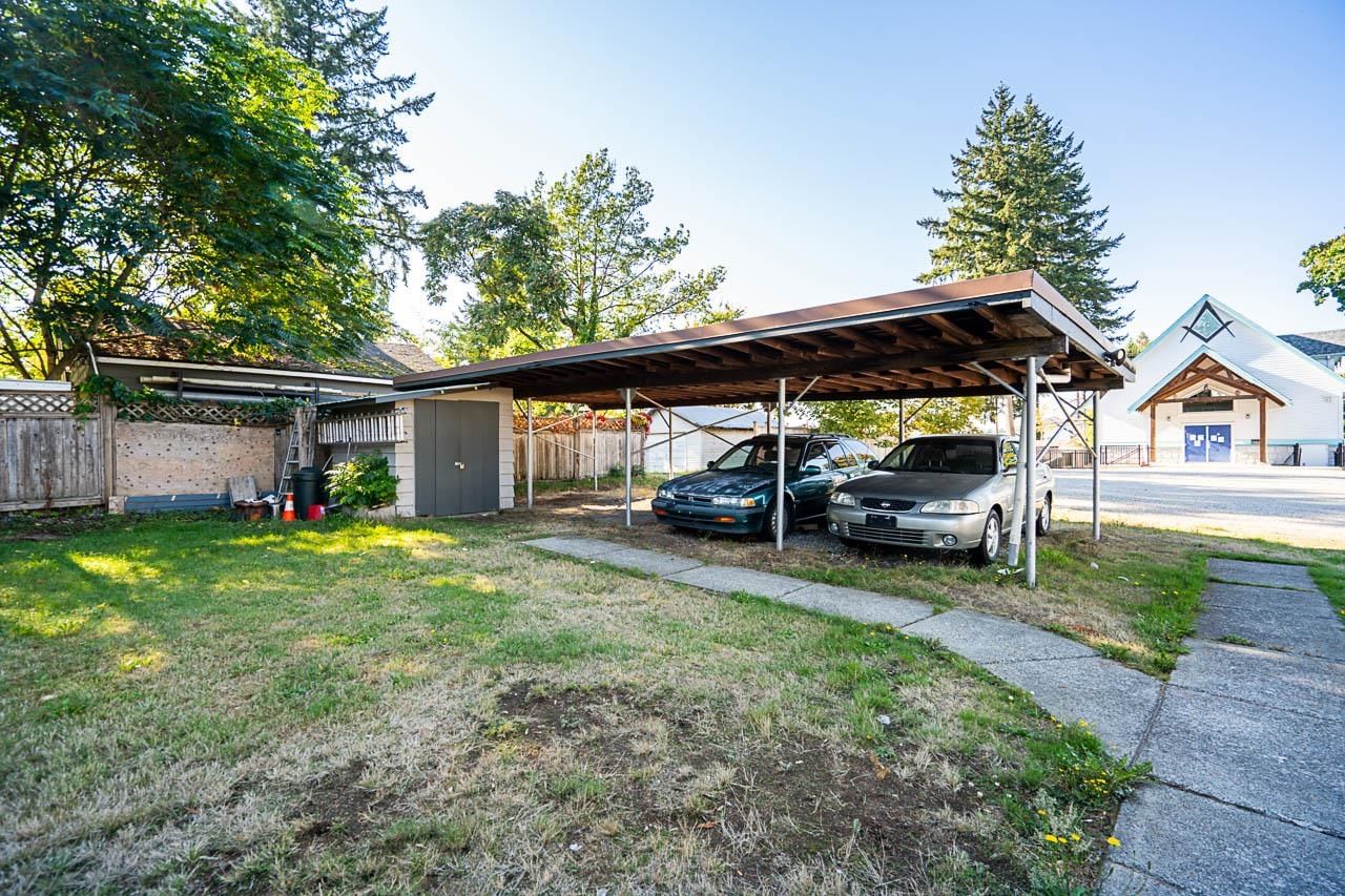 Listing Image 5