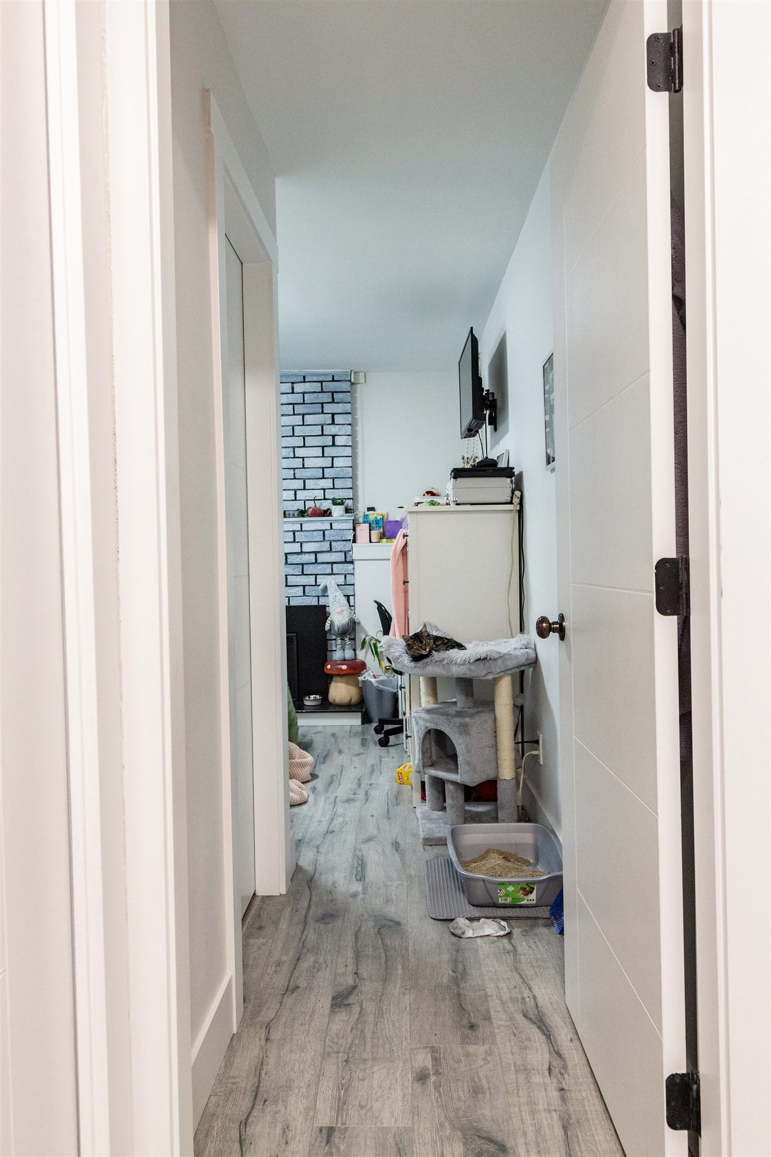 Listing Image 18