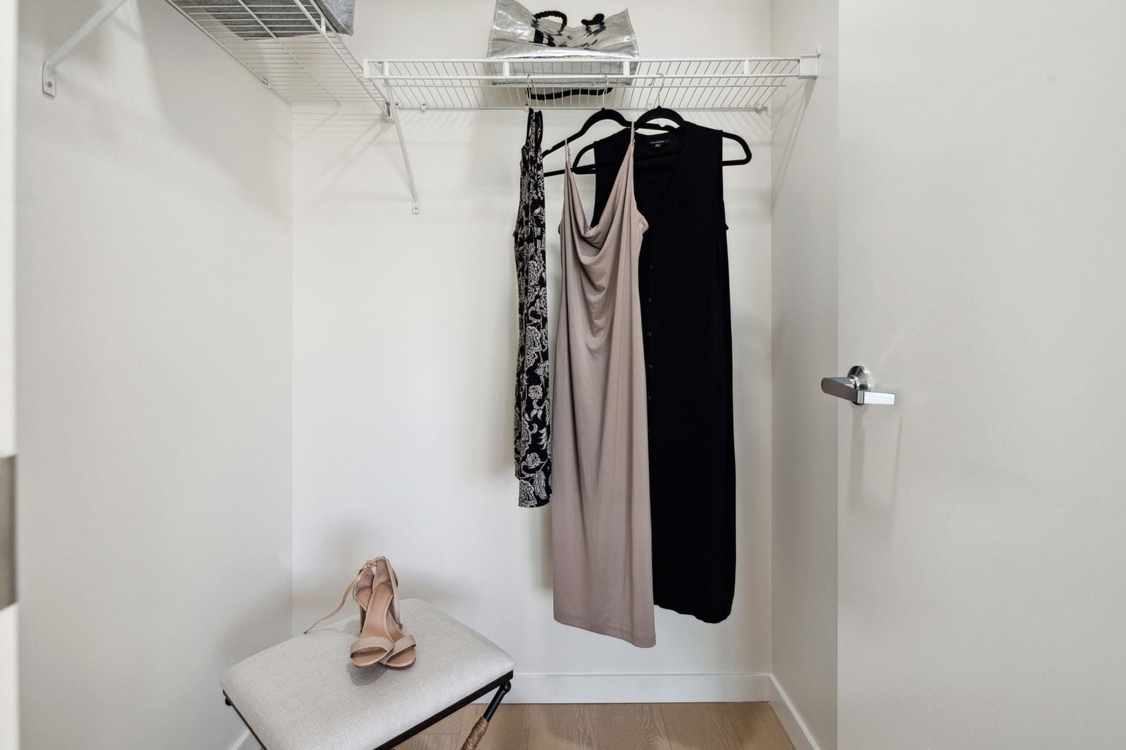 Listing Image 26