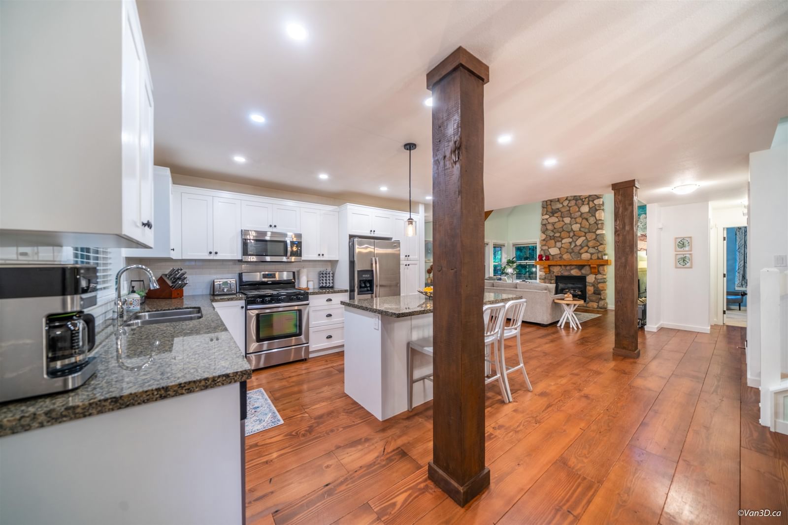 Listing Image 19