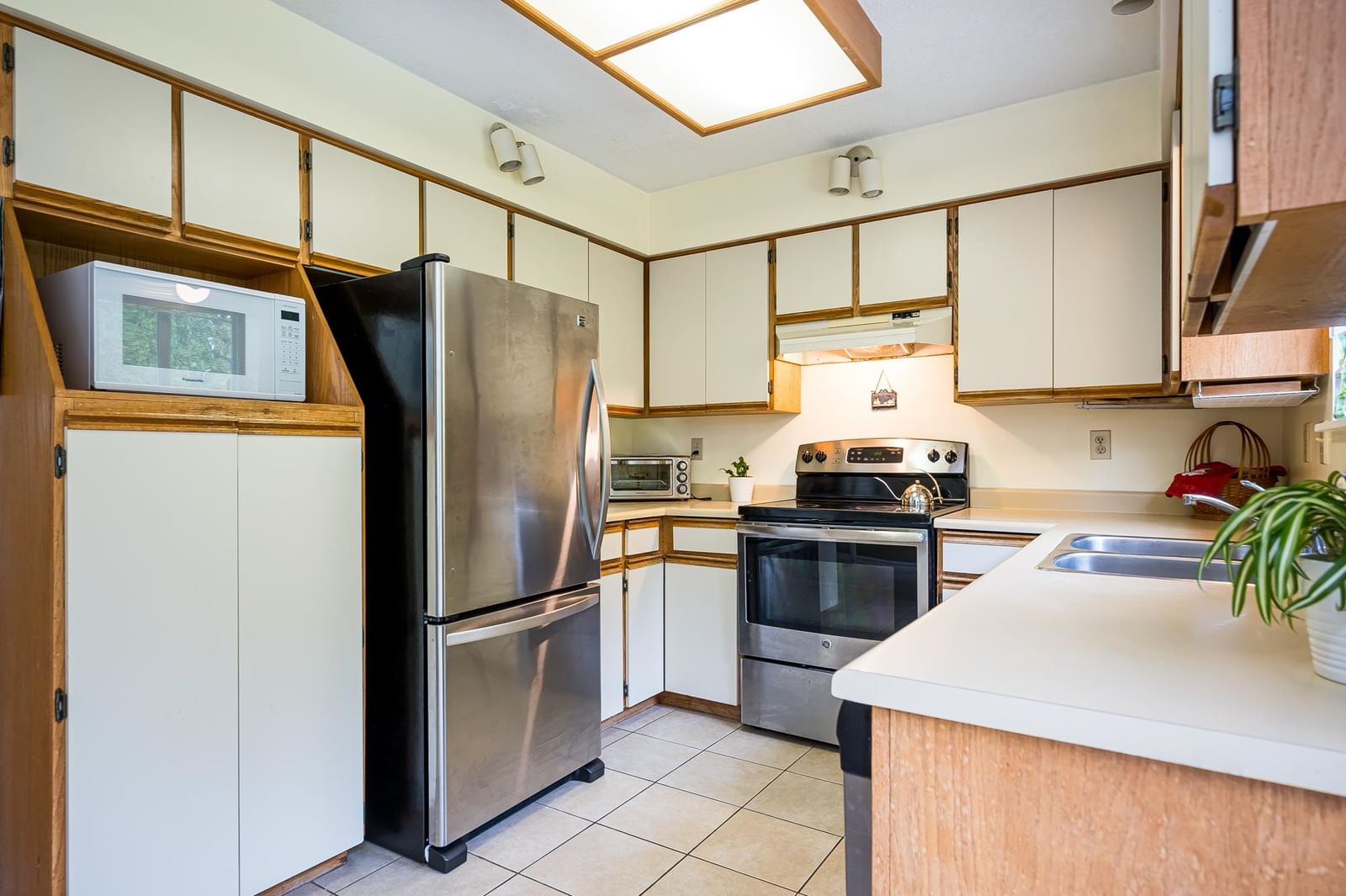Listing Image 13