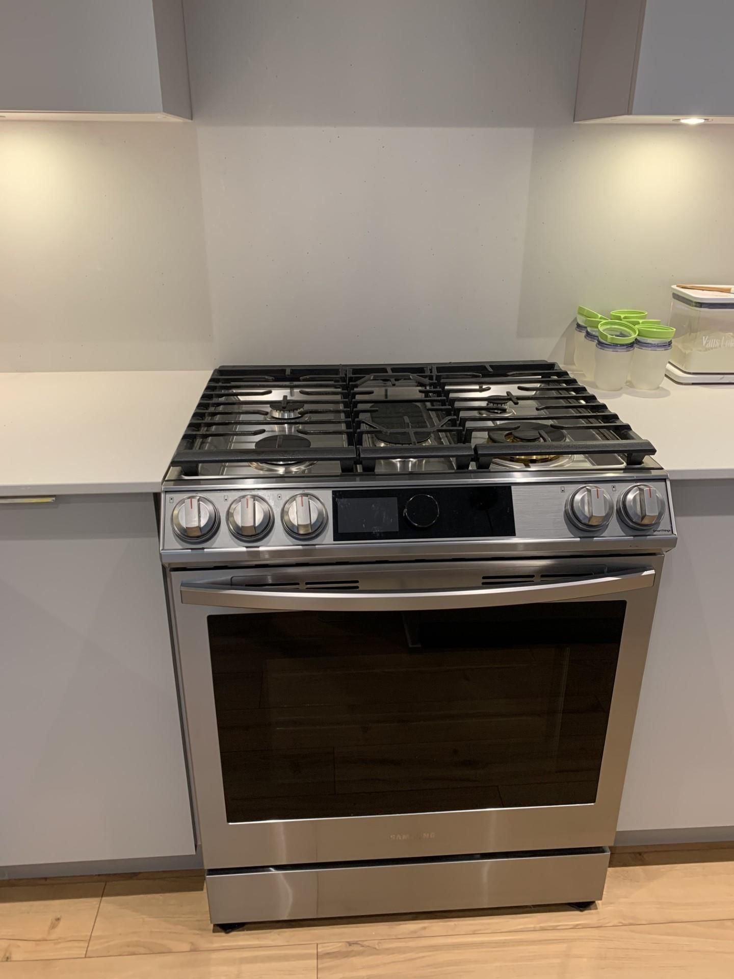Listing Image 8