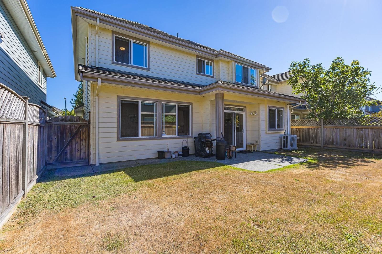 Listing Image 14
