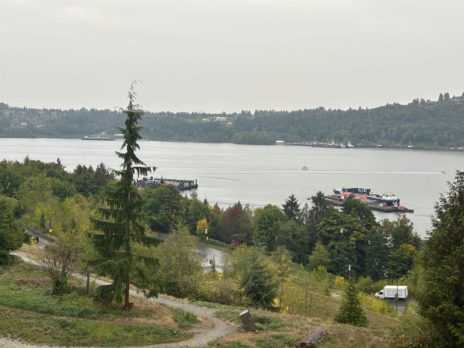 Listing Image 16