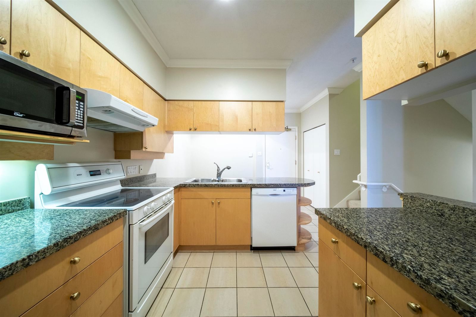 Listing Image 18