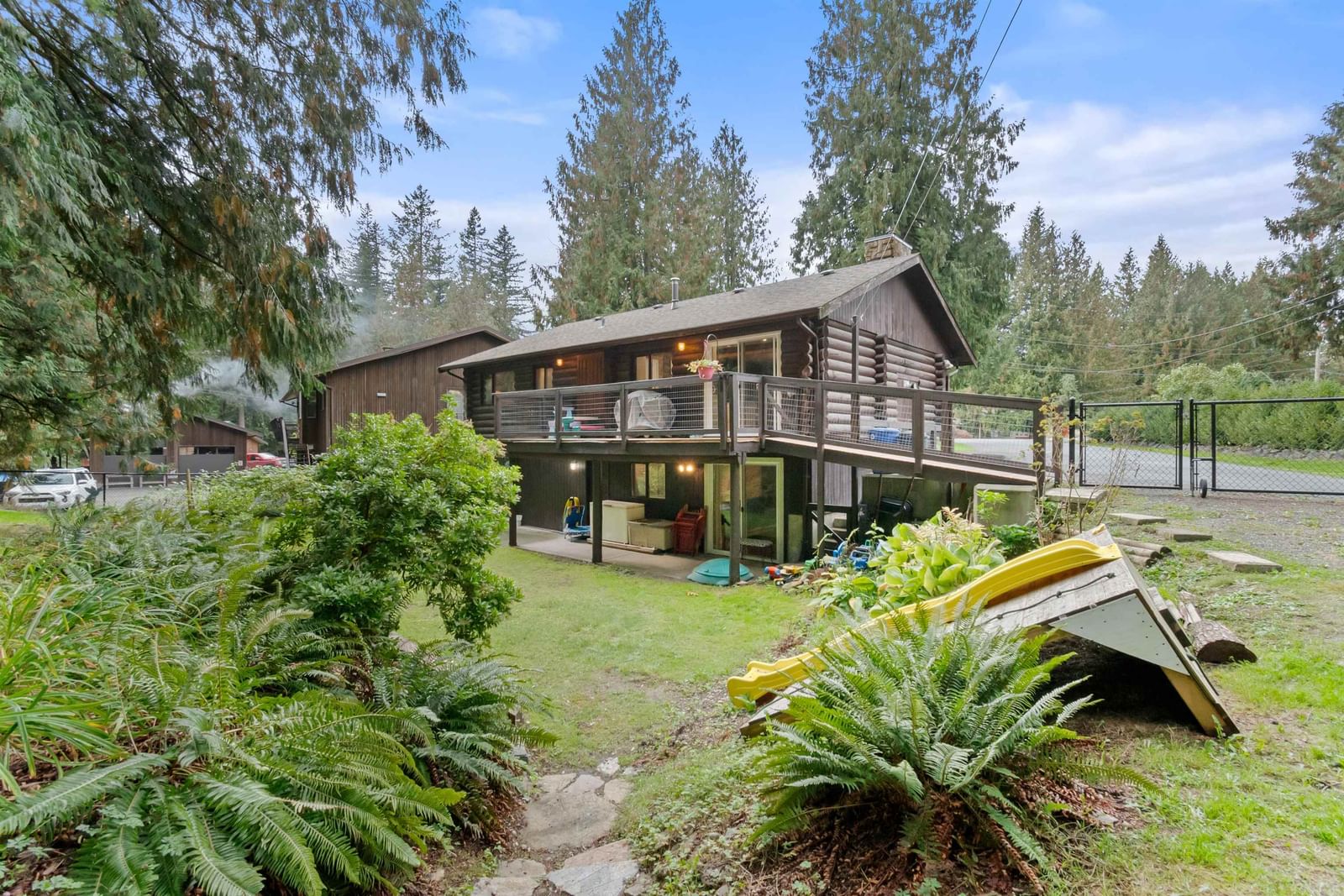 Listing Image 3