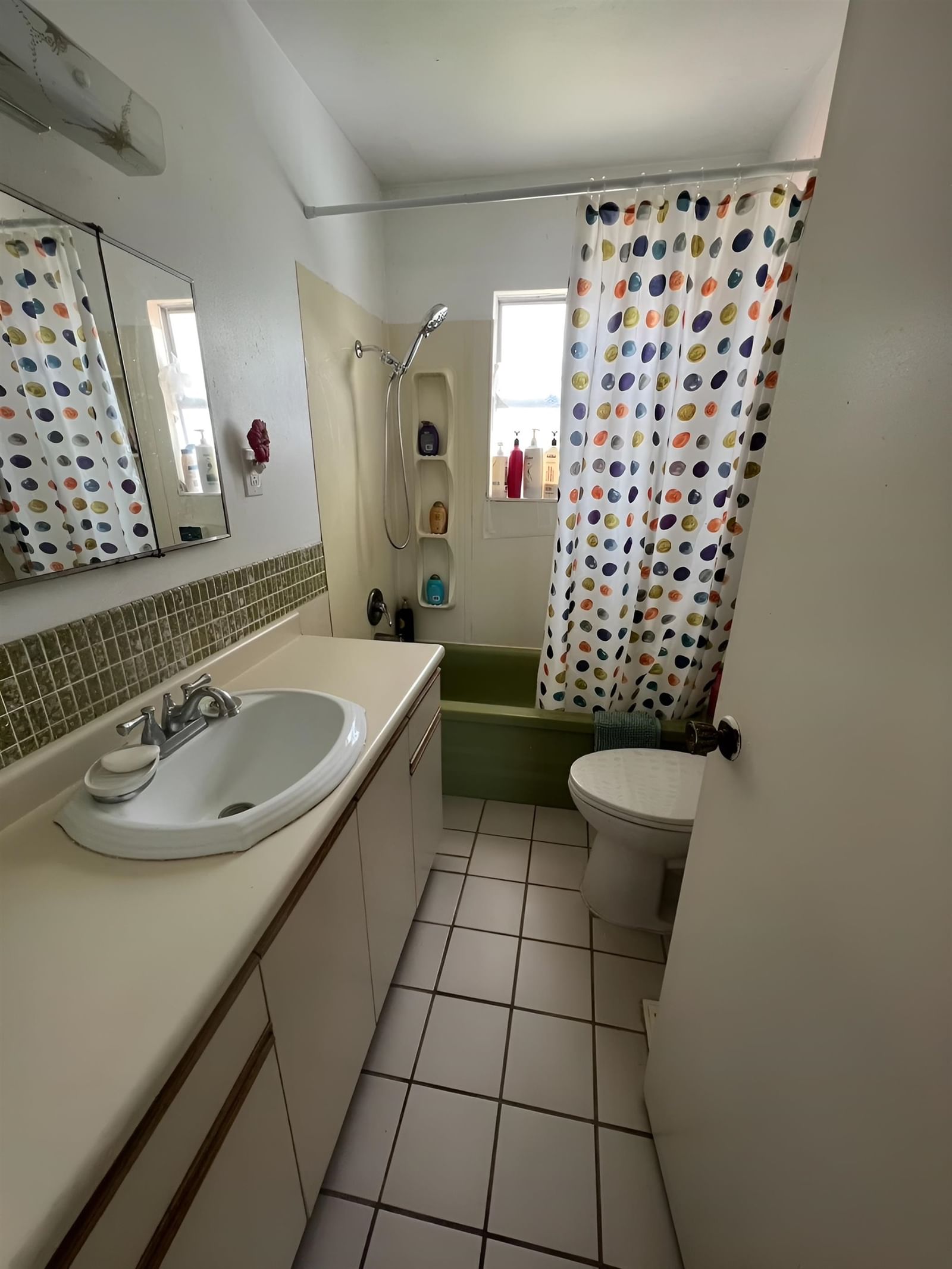 Listing Image 13