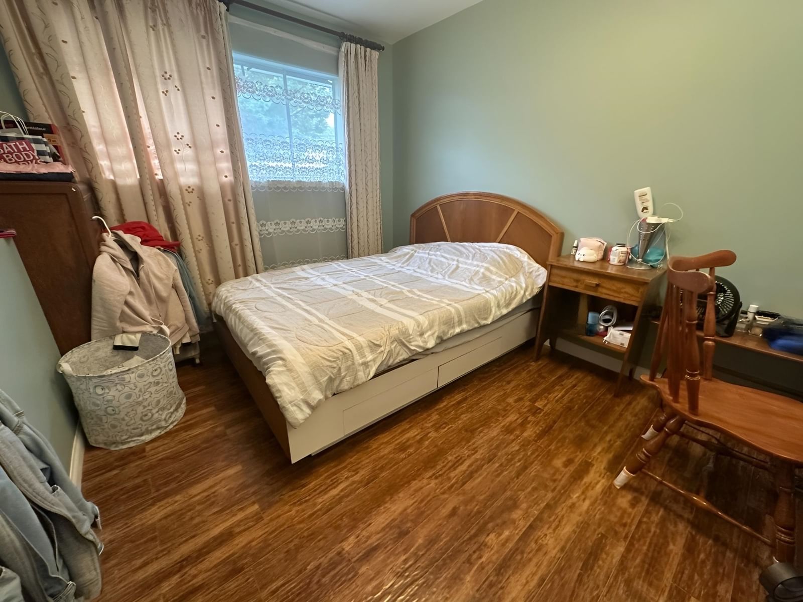 Listing Image 15