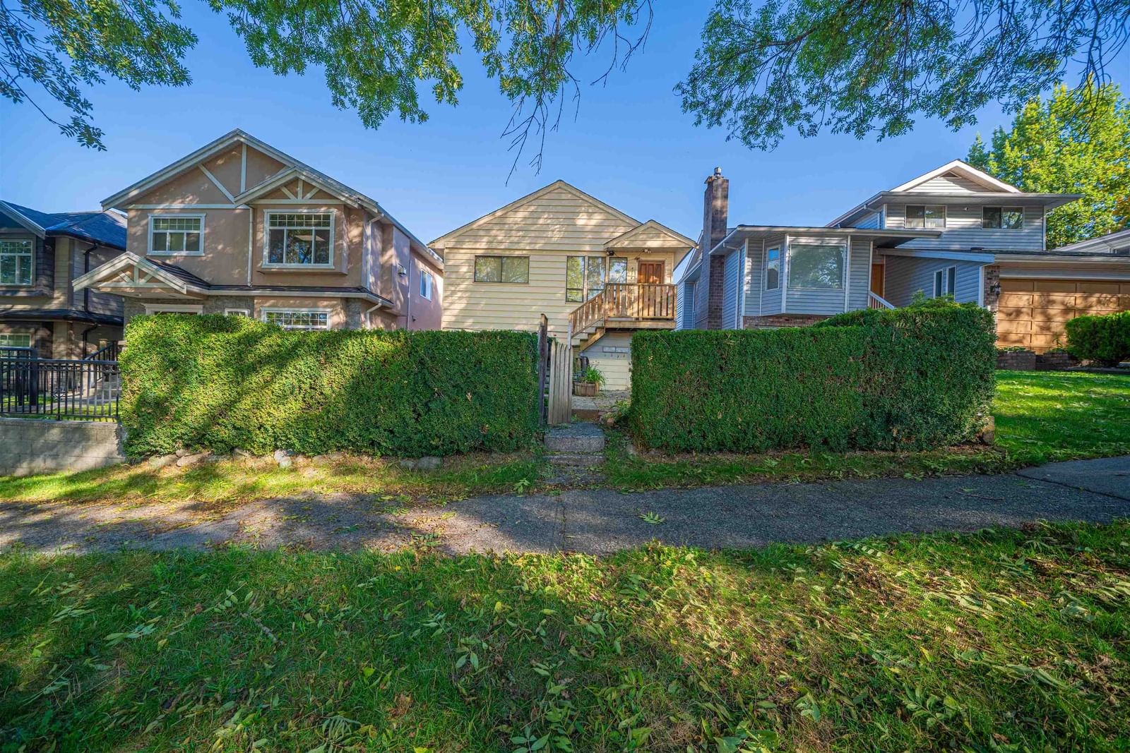 Listing Image 8