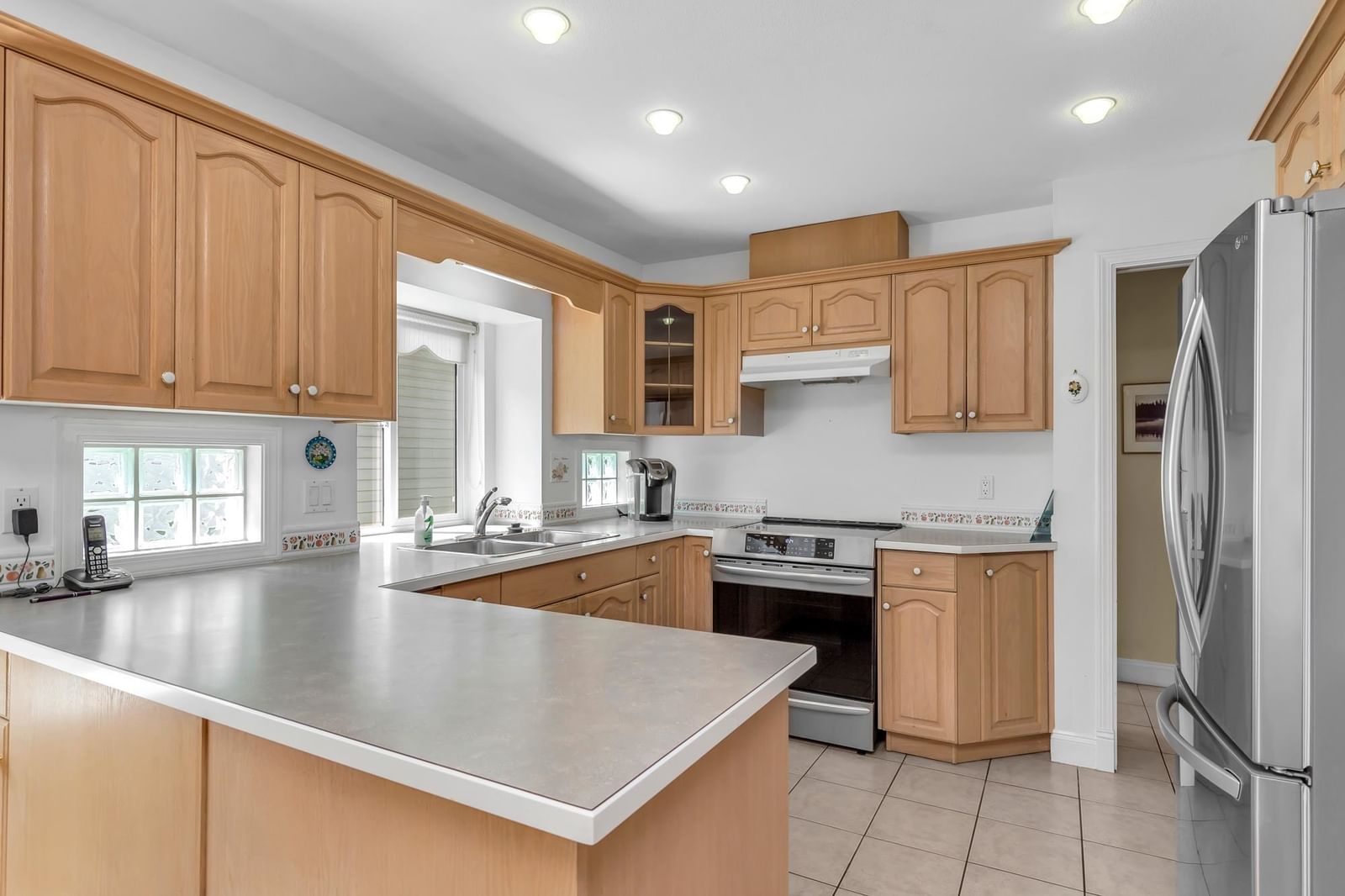 Listing Image 16