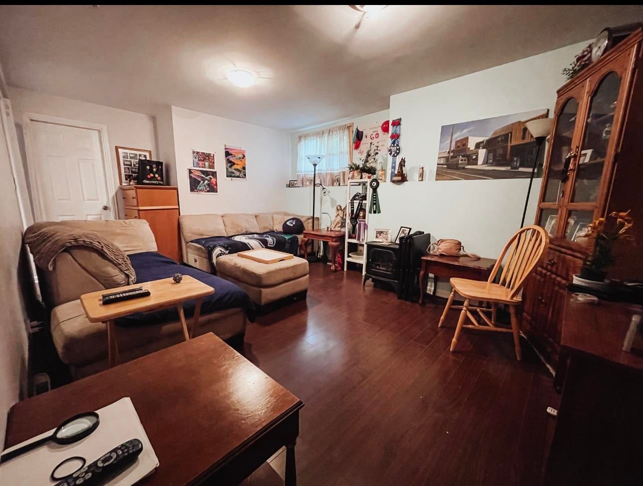 Listing Image 8