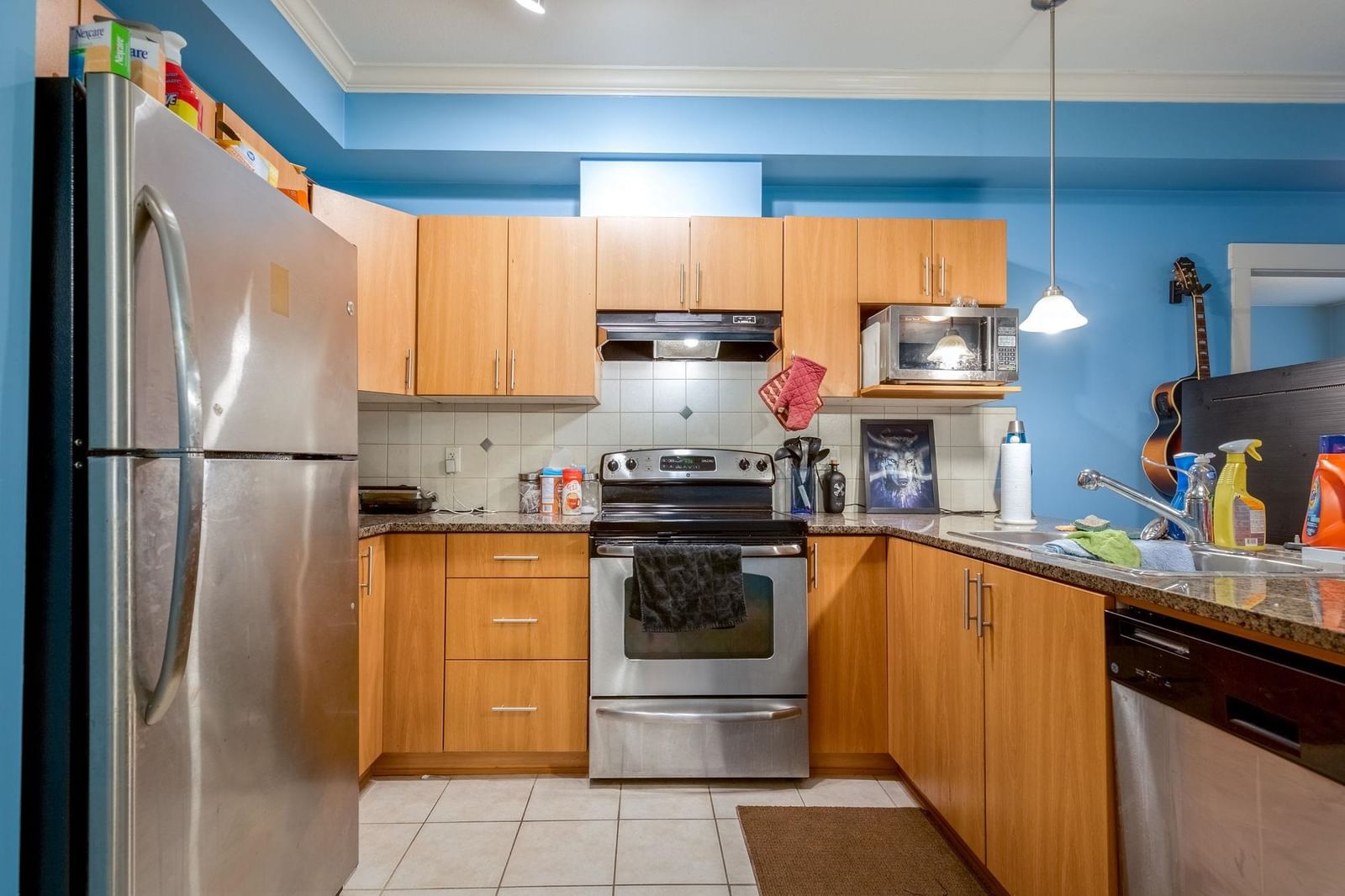 Listing Image 6