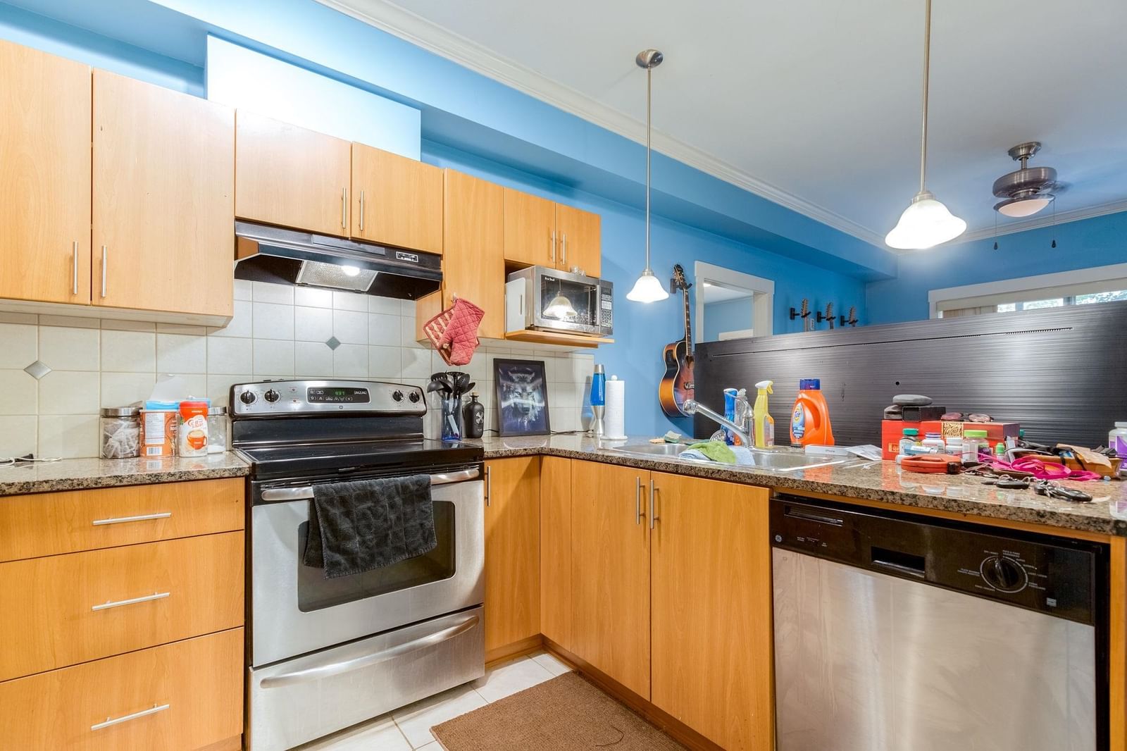 Listing Image 8