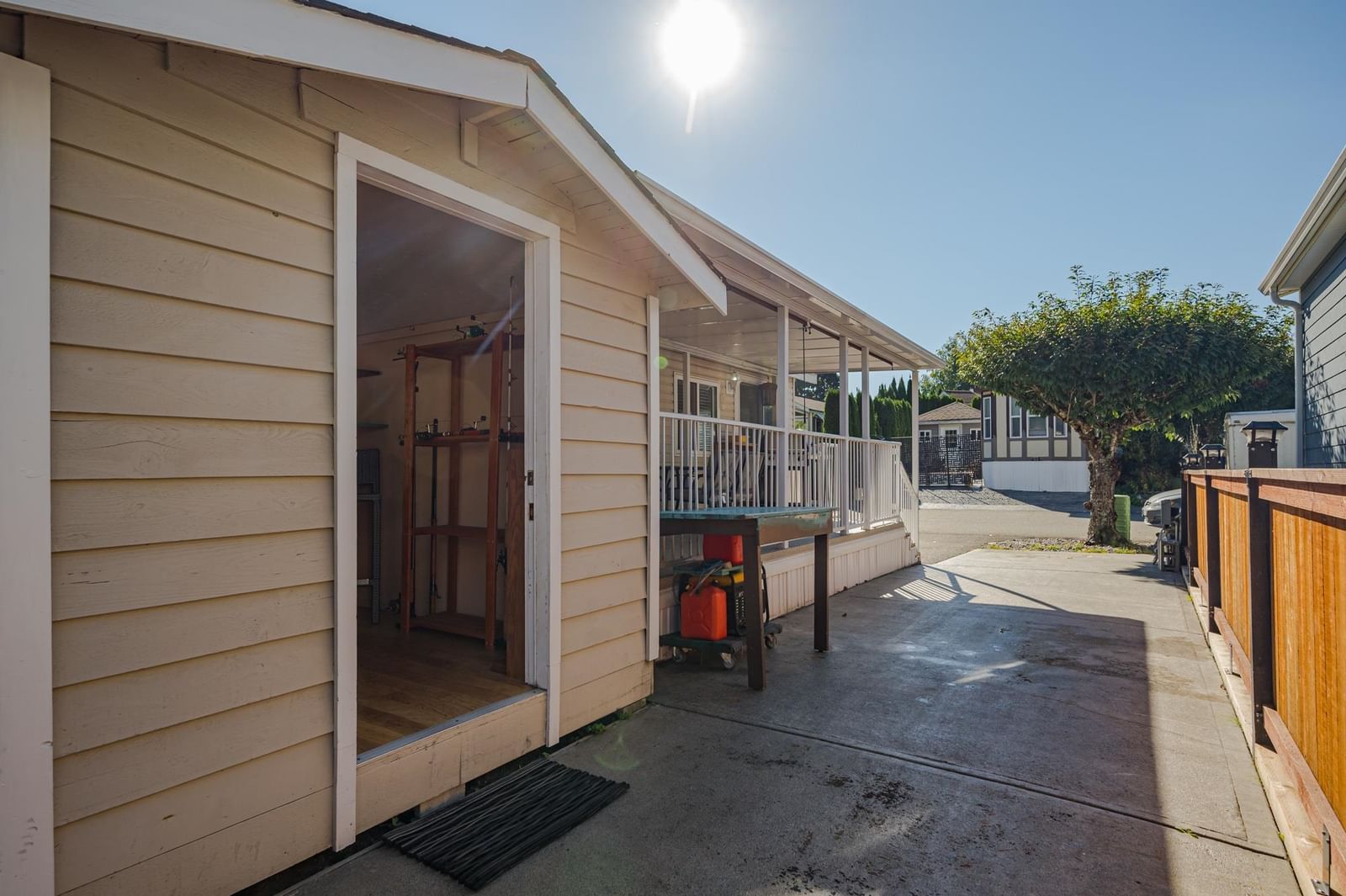 Listing Image 22