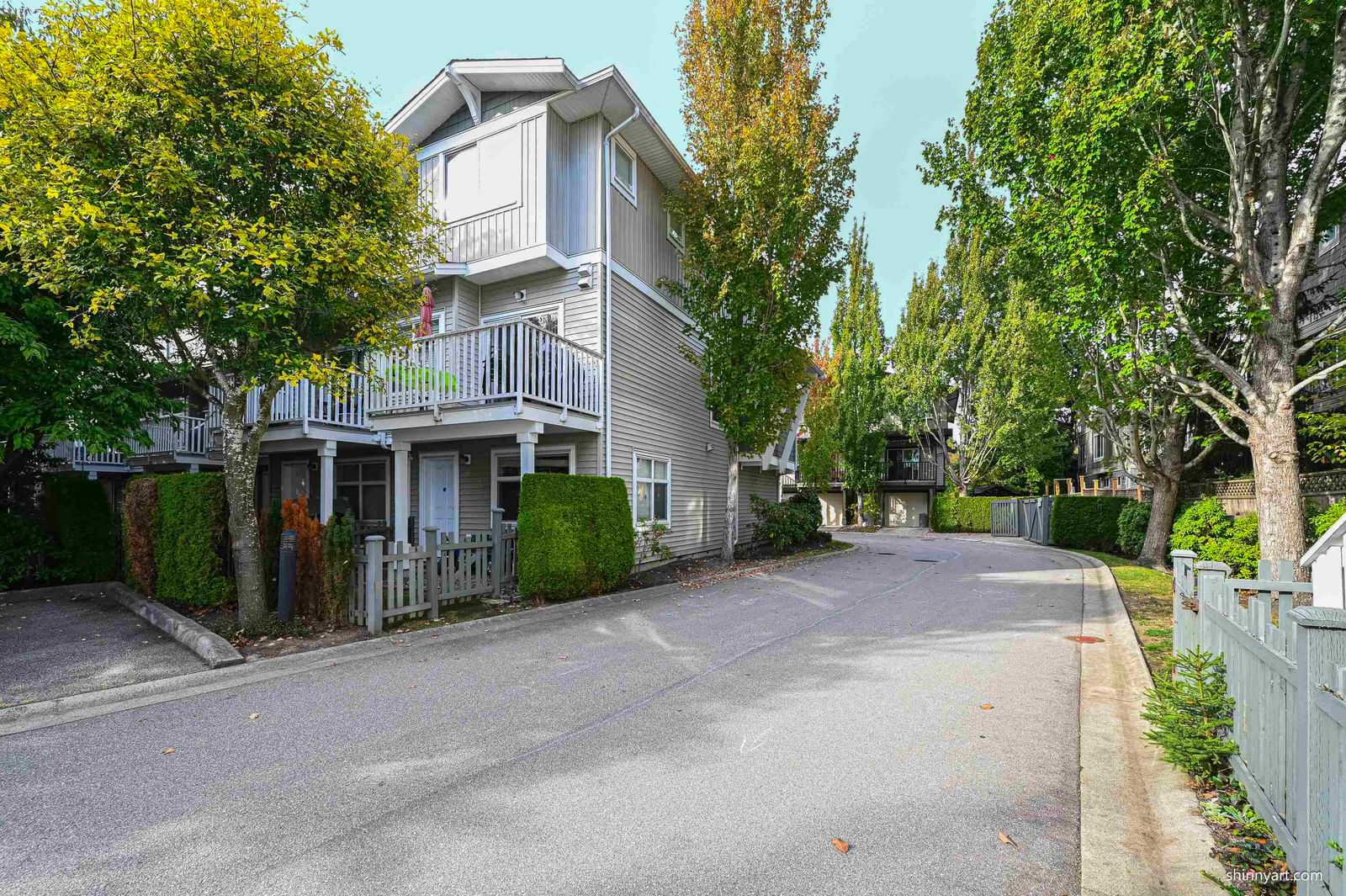 Listing Image 21