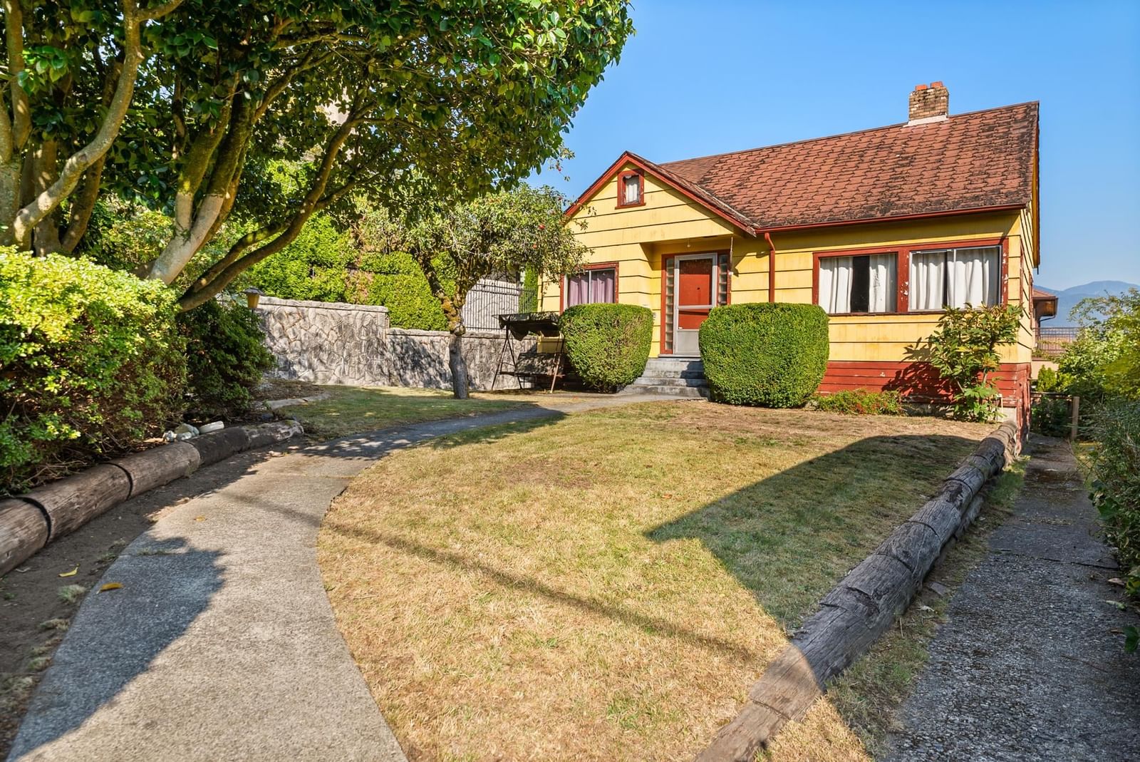 Listing Image 18