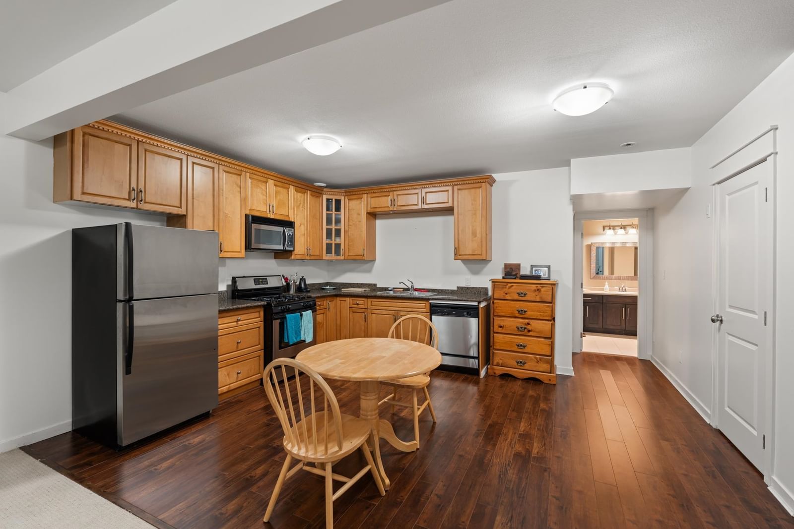 Listing Image 18
