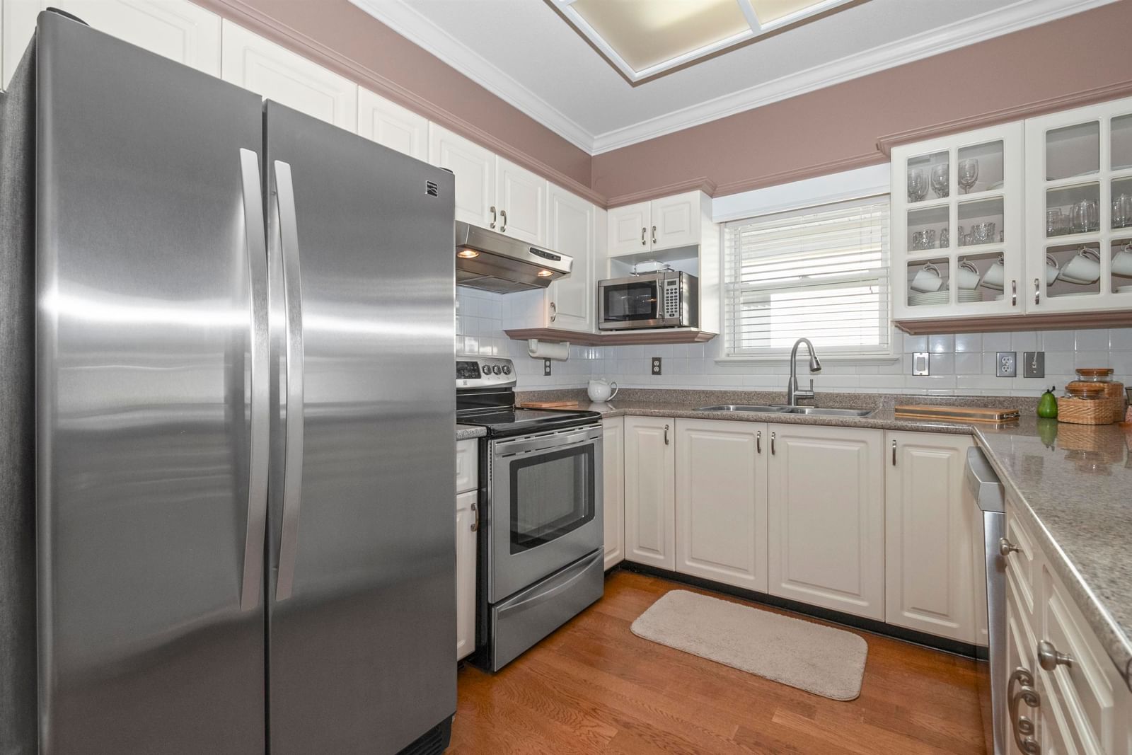 Listing Image 13